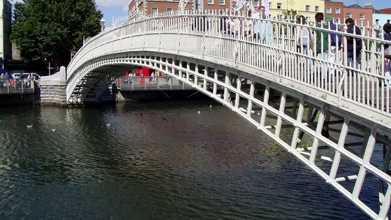 Ha'penny Bridge, Dublin